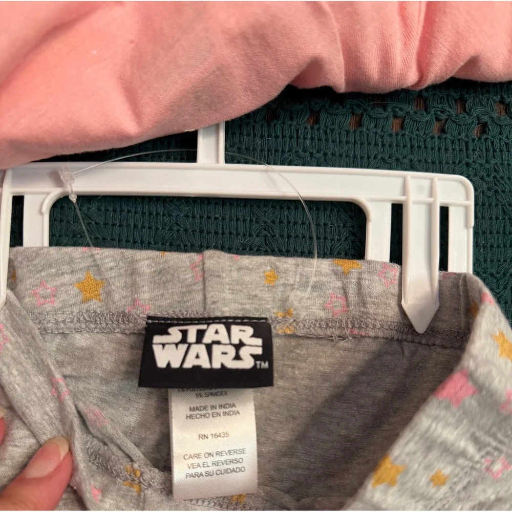 Star Wars Mandalorian Grogu Baby Yoda Pink Tunic & Star Shorts Set Girls Size 6